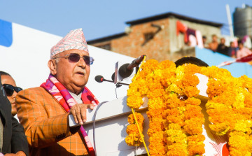 केपी ओलीले भने- गठबन्धन भत्काएर भए पनि निकम्मा सरकार फालिन्छ, मिसन ८४ कुरिँदैन